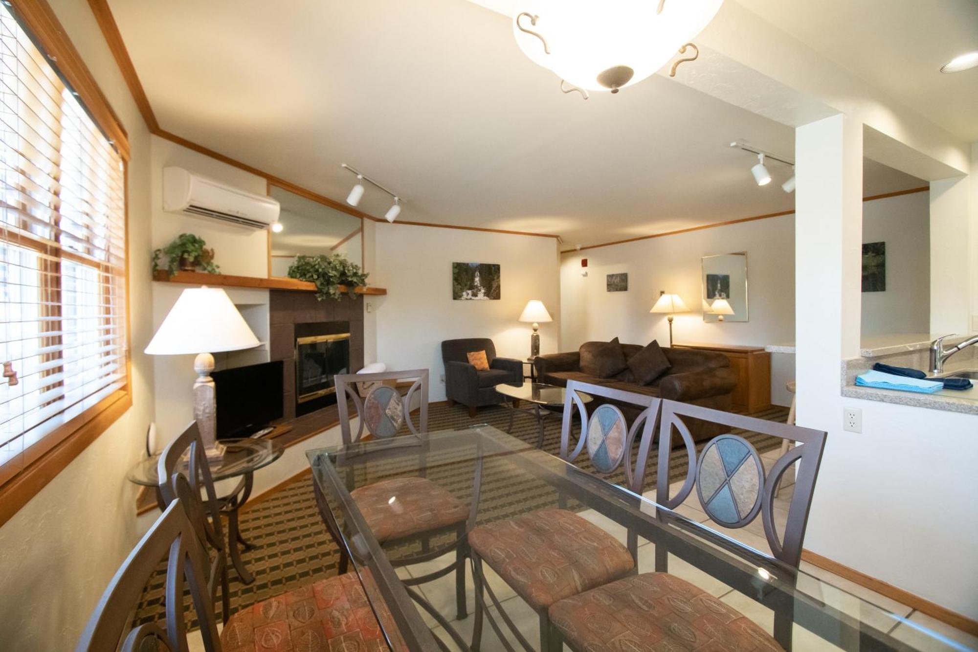 Sunburst Condominiums 스팀 보트 스프링스 외부 사진